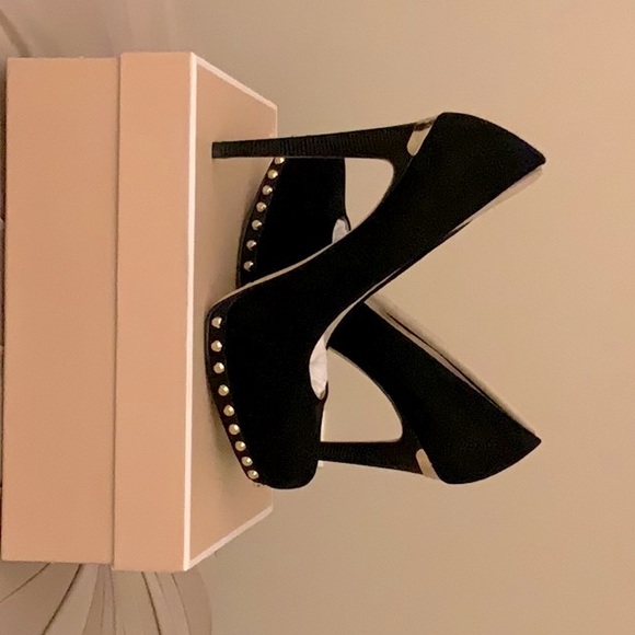 Michael Kors Ailee platform Pumps - Picture 1 of 4